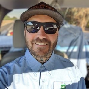 Meet your Posher, Clinton